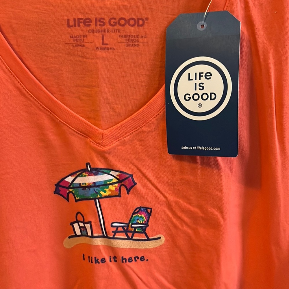 Life is Good V-neck T-shirt NWT size L